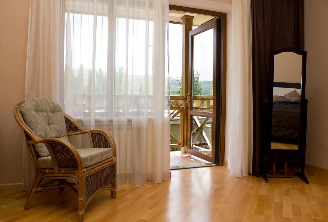 Aya Maria Wellness Spa Resort Dzoraghpʼyur Rum bild