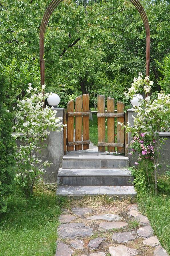 Aya Maria Wellness Spa Resort Dzoraghpʼyur Exteriör bild